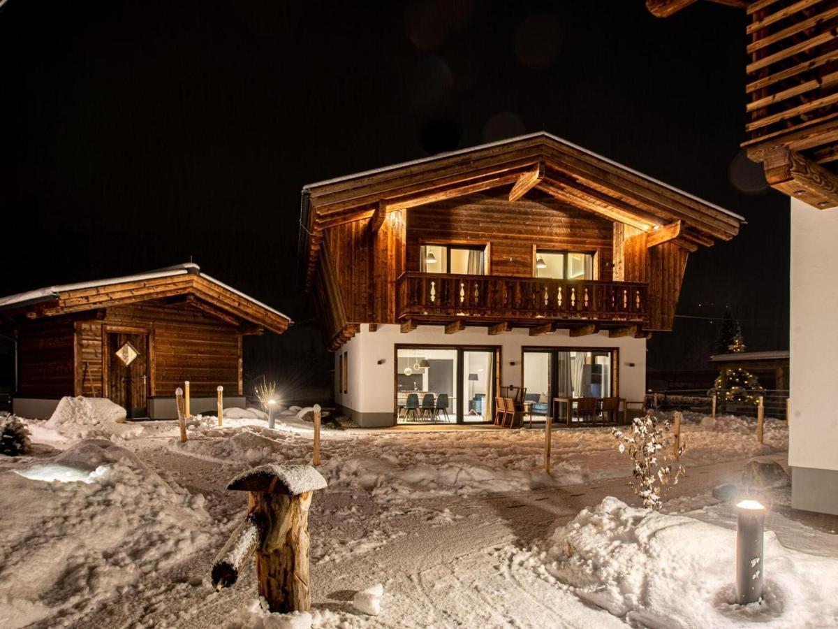 Apartment In Wald Im Pinzgau With A Carport Dış mekan fotoğraf