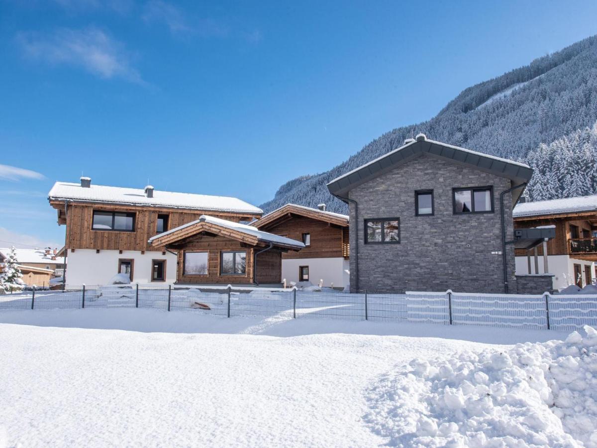 Apartment In Wald Im Pinzgau With A Carport Dış mekan fotoğraf