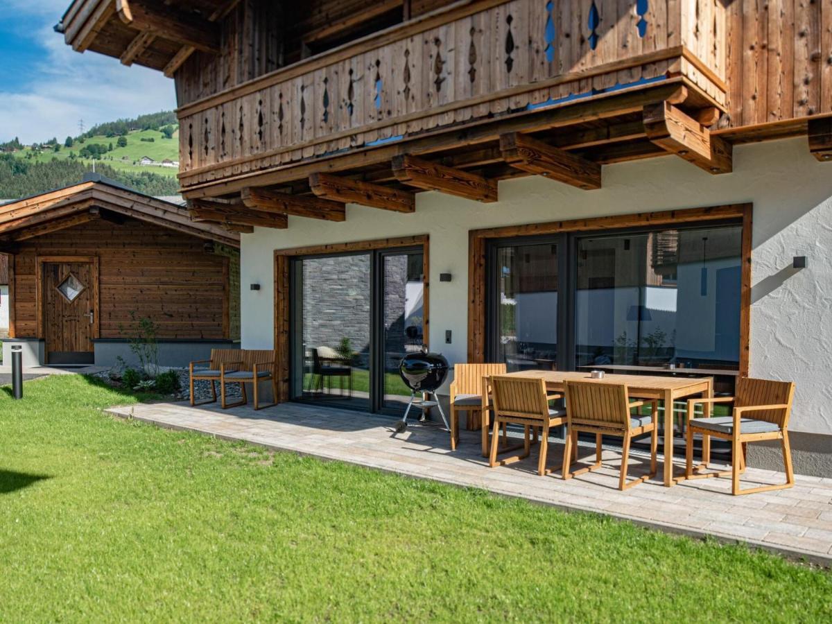 Apartment In Wald Im Pinzgau With A Carport Dış mekan fotoğraf